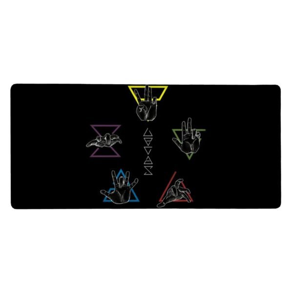 black mouse pad